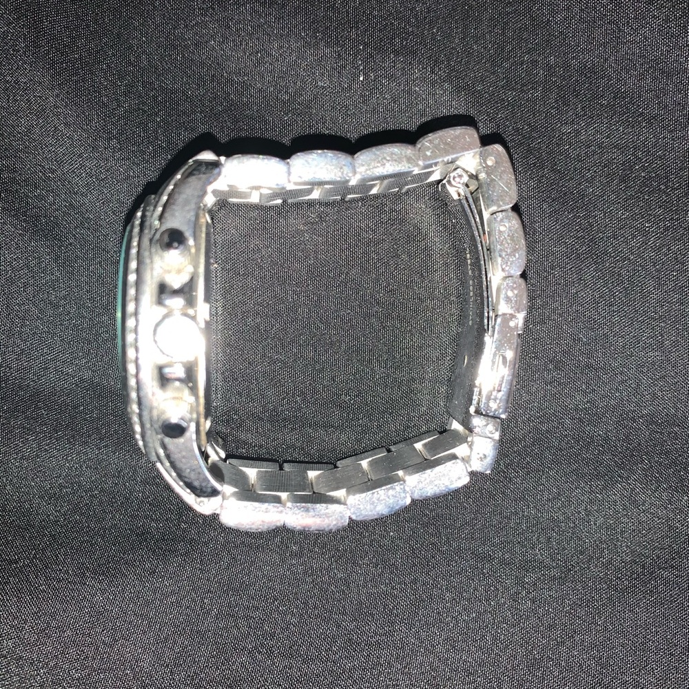 Michael Kors Watch with Rhinestones - Picture 4 of 8